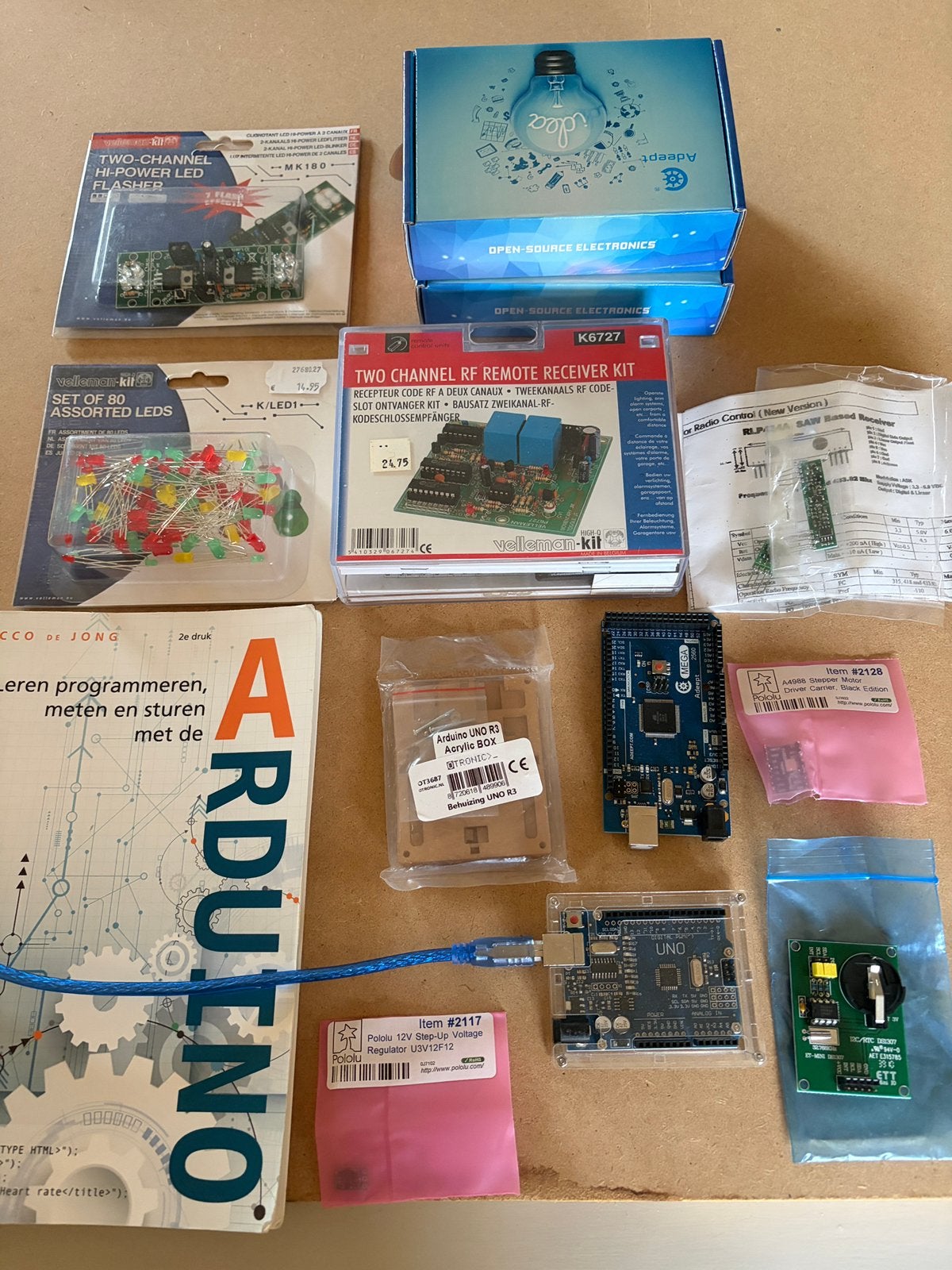 Arduino uno + mega + diverse, Ophalen of Verzenden, Zo goed als nieuw