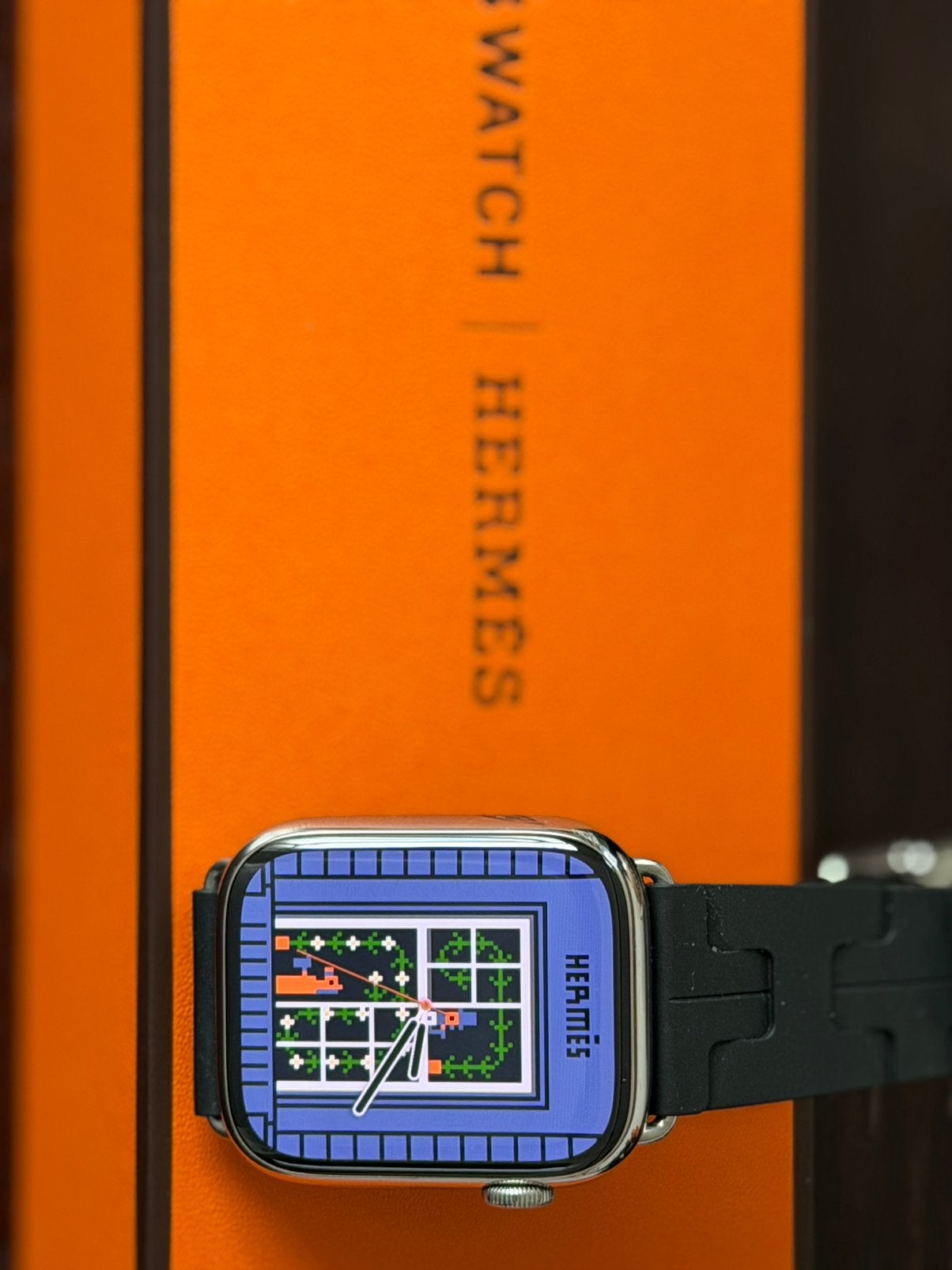 Apple Watch 9 Hermès 45mm, Étanche, IOS, Comme neuf, Enlèvement