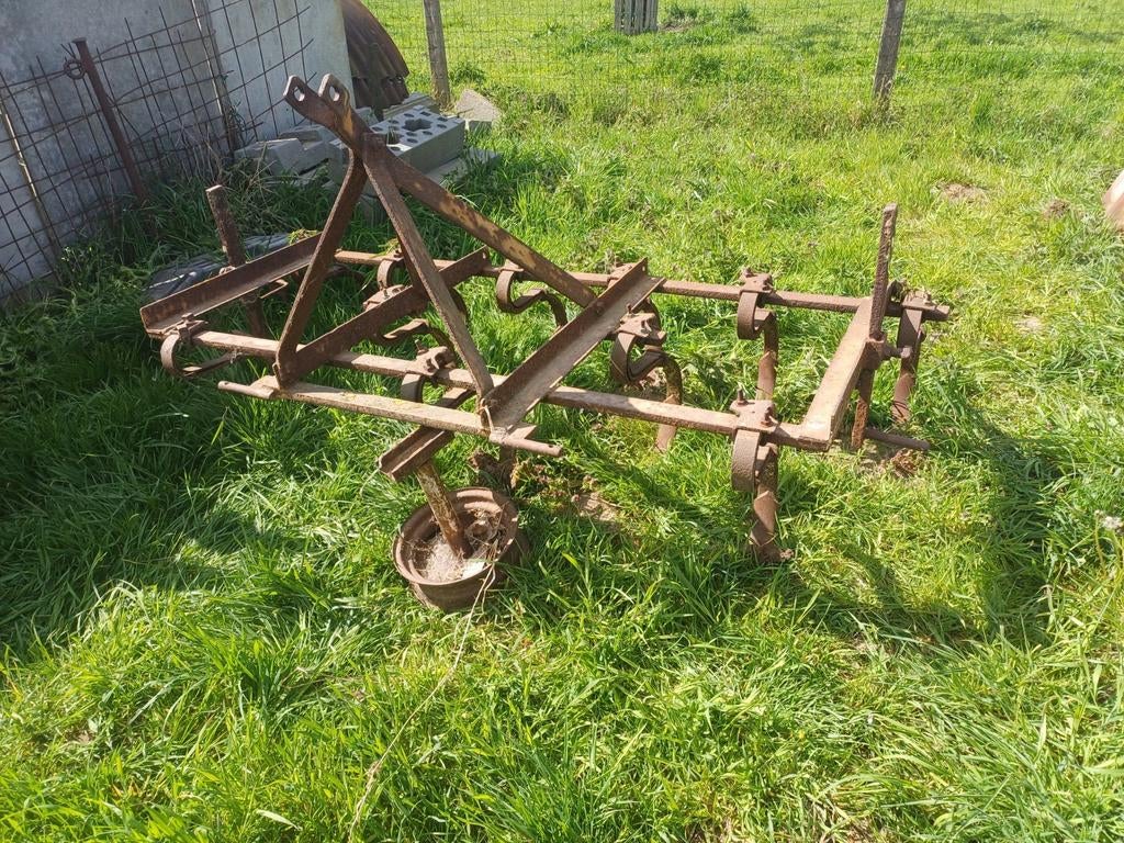 Breker, woeler, grondbreker, cultivator, Ophalen