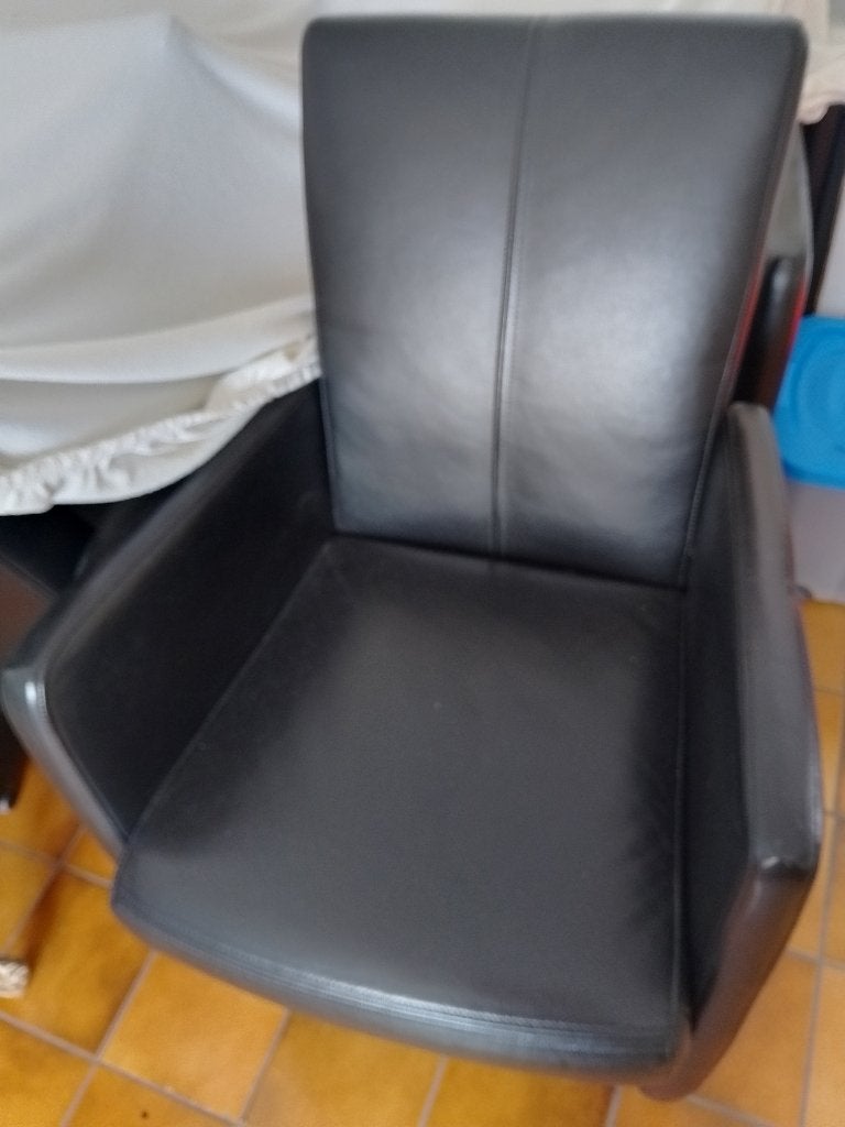 Lederen stoelen, Maison & Meubles, Chaises, Comme neuf, Enlèvement, Cinq, Six Chaises ou plus, Cuir