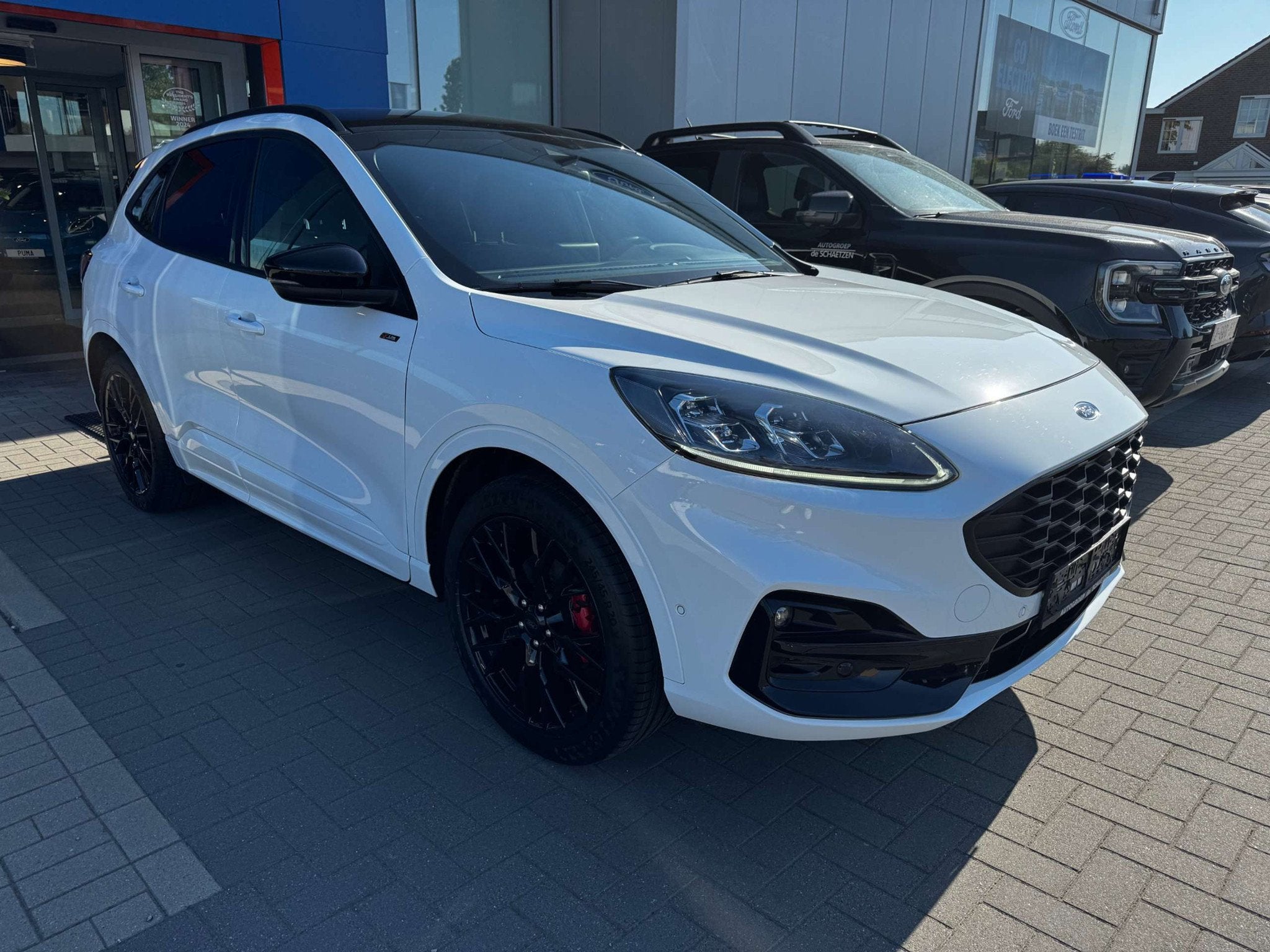 Ford Kuga Ford Kuga ST-Line X 2.5i PHEV 225pk Frozen White /, Achat, Entreprise, Noir, 5 places