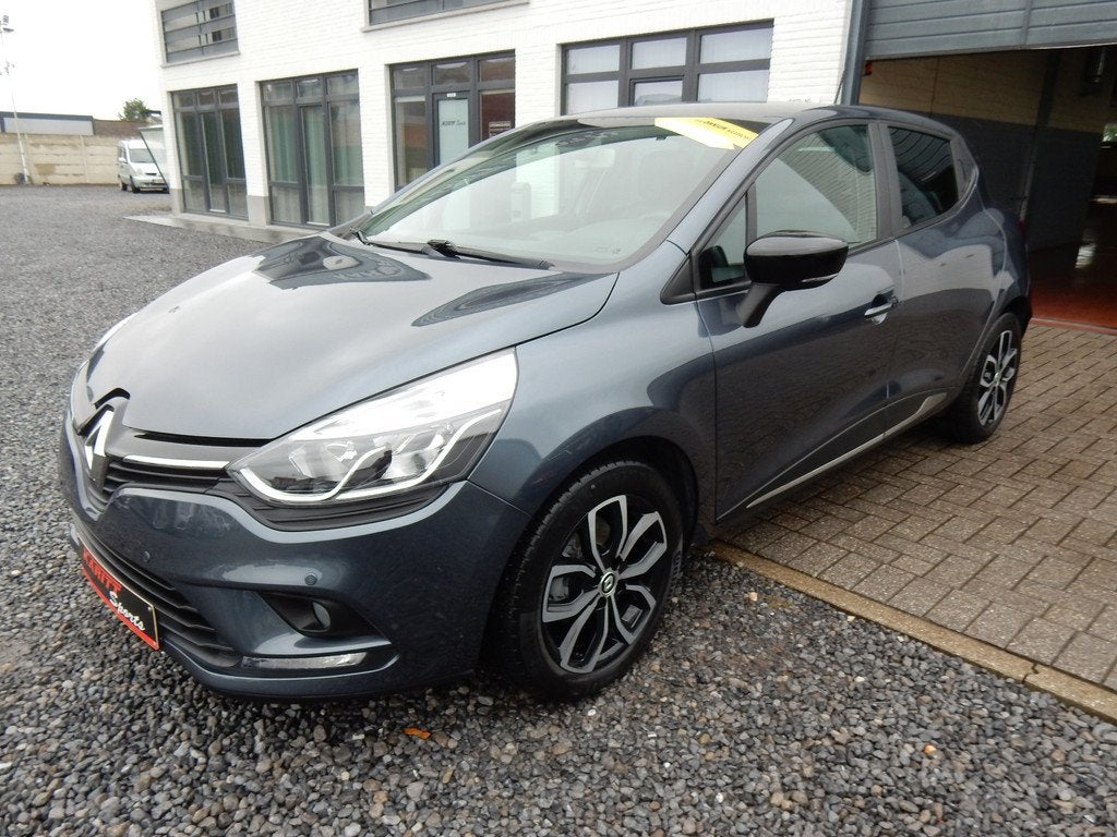 Renault Clio ! 40.000km ! gps /cruise /allu's, Autos, Renault, Argent ou Gris, Achat, Entreprise, 1117 kg
