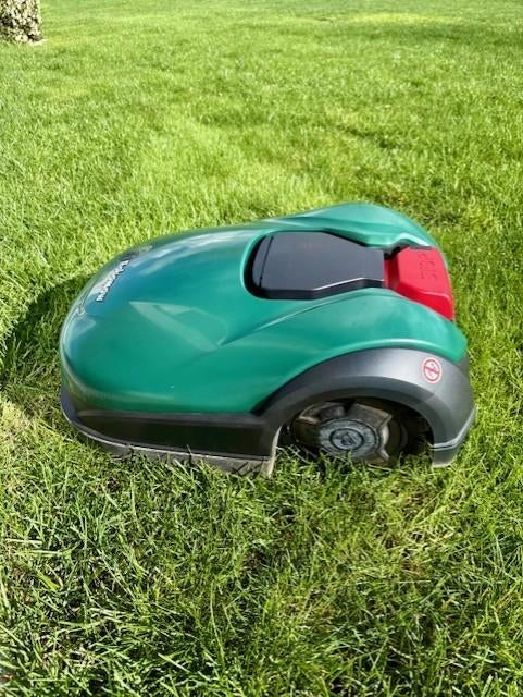 Robomow RK2000 Pro robotmaaier + robothuis, Ophalen, Zo goed als nieuw