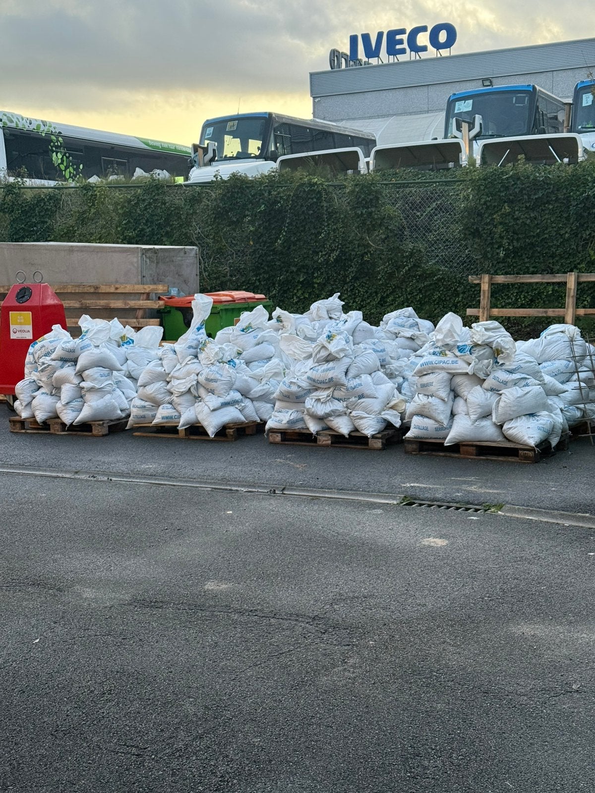Terre vegetale a donner, Jardin & Terrasse, Terre & Fumier, Enlèvement, Terre pour jardin
