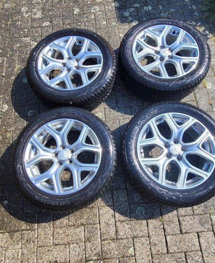 Mitsubishi Outlander velgen + Vredestein M+S banden, Auto-onderdelen, Ophalen of Verzenden, Band(en)