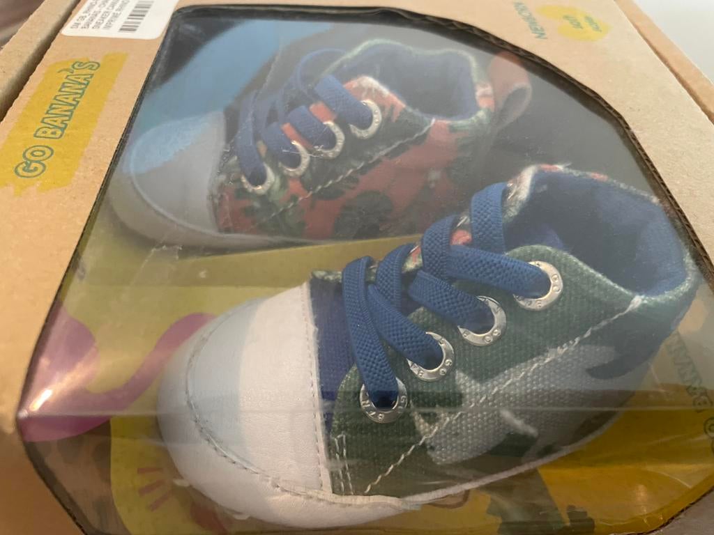 Baby sneakers, Enlèvement, Neuf