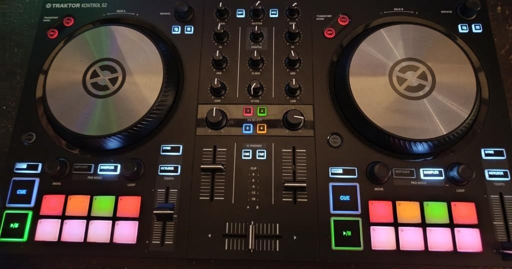 Tractor Kontrol S2 MK3 — 120€, Muziek en Instrumenten, Ophalen of Verzenden, Gebruikt, Dj-set, Overige merken