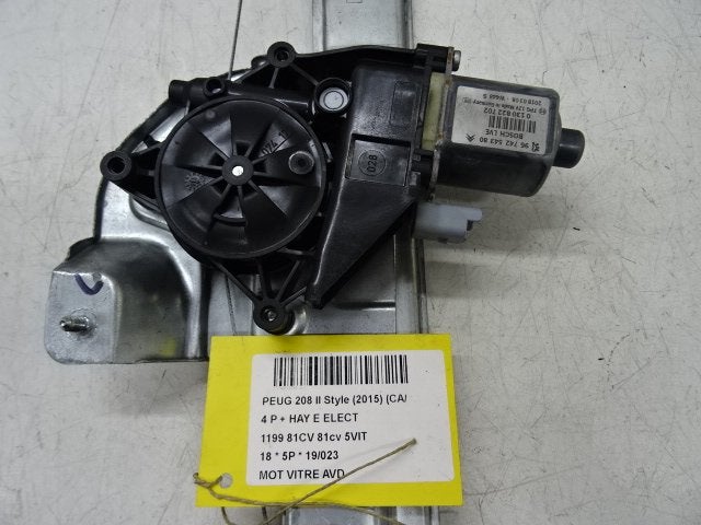 MOTOR RAAMMECHANIEK RECHTS VOOR 208 I (CA / CC / CK / CL), Gebruikt, Voor, Peugeot