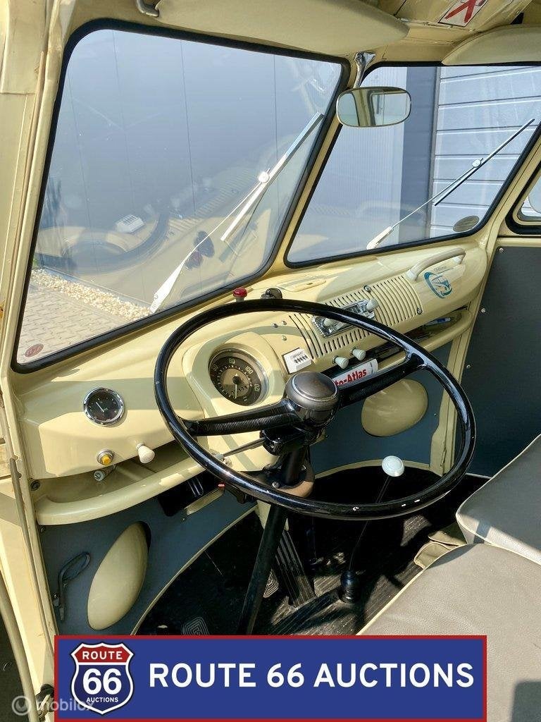 Volkswagen T1 Ambulance | 1966 | Route 66 Auctions, Auto's, Oldtimers, Volkswagen, Zwart, Bedrijf, Handgeschakeld