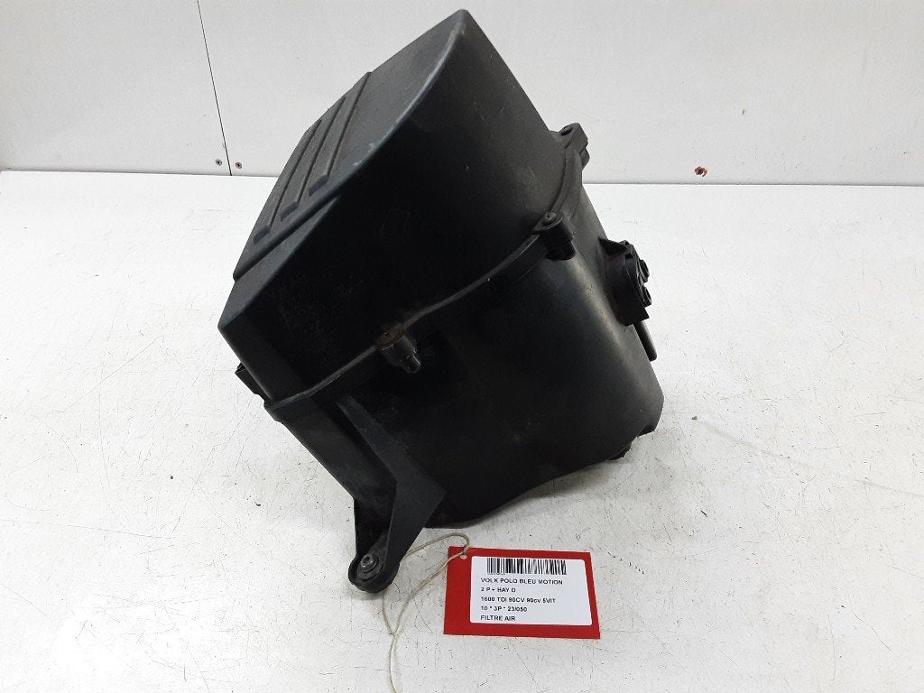 FILTRE À AIR Volkswagen Polo V (6R) (6R0129601C), Autos : Pièces & Accessoires, Volkswagen, Mevr. I. Hauben, Utilisé, Rue de l'Espoir 34 34
4030  GRIVEGNÉE, BE
