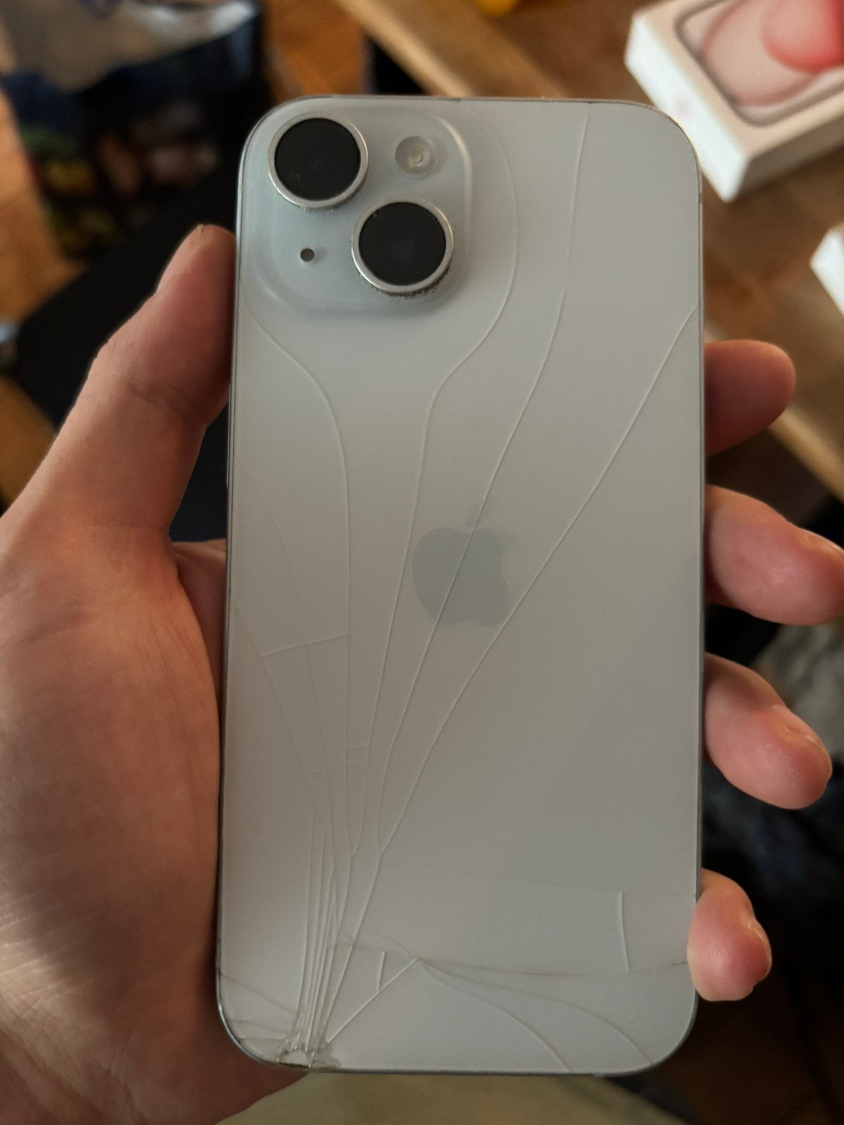 Iphone 15 blanc, Télécoms, 128 GB, Enlèvement, Utilisé, Sans abonnement