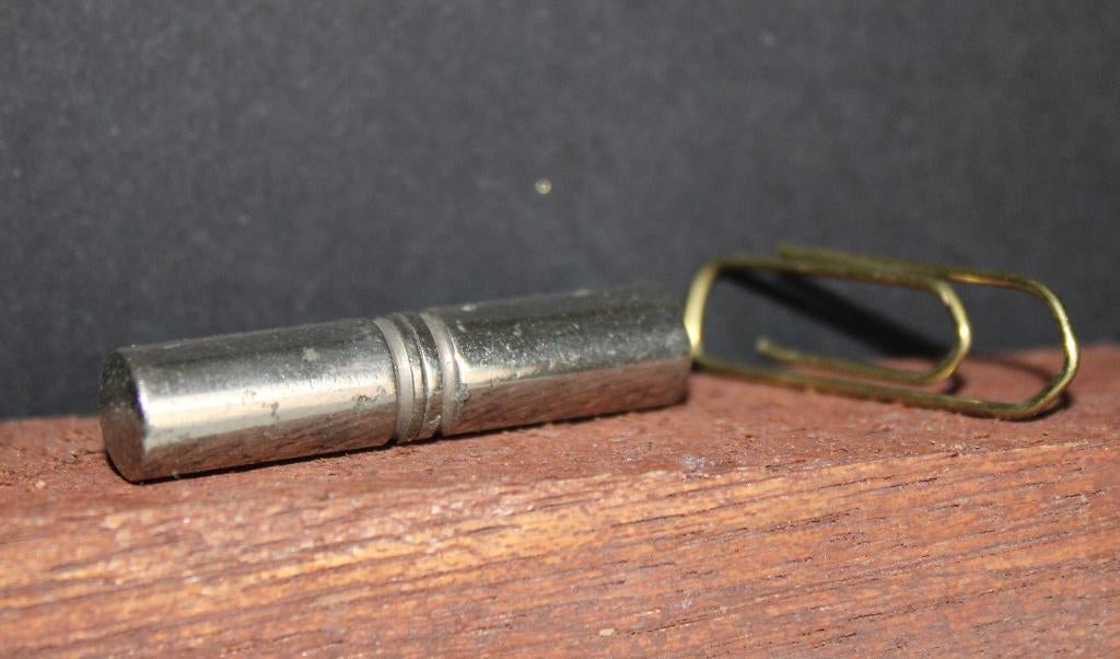 gechromeerd metalen kokertje, zeer klein, Ophalen of Verzenden, Gebruikt