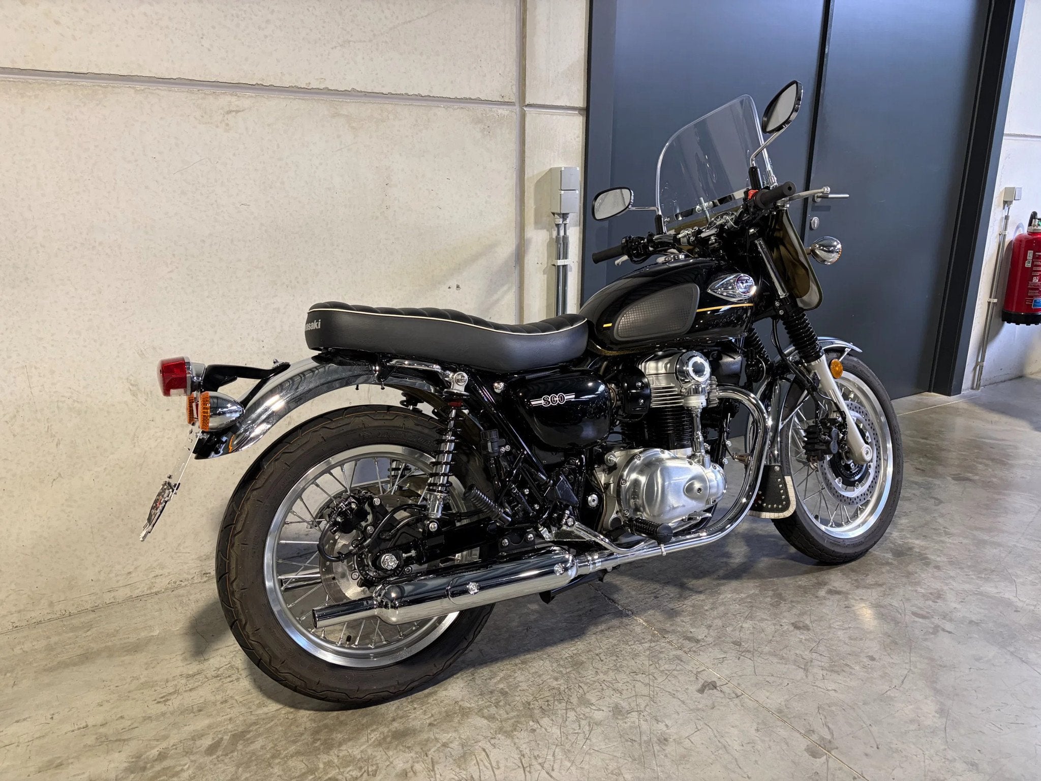 Kawasaki W800 nieuwste model met Asahi windscherm, Entreprise, 800 cm³, 12 à 35 kW, Autre