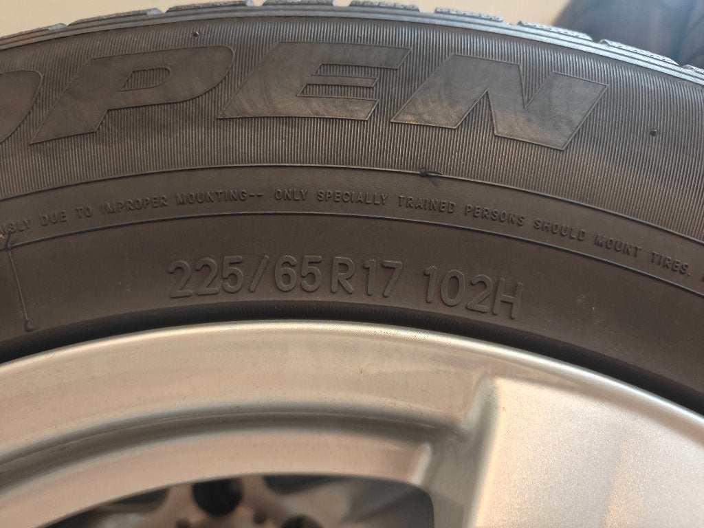 Paire de roues d'hiver Lexus NX 300, Autos : Pièces & Accessoires, Pneus hiver, Enlèvement, Utilisé, Véhicule tout-terrain