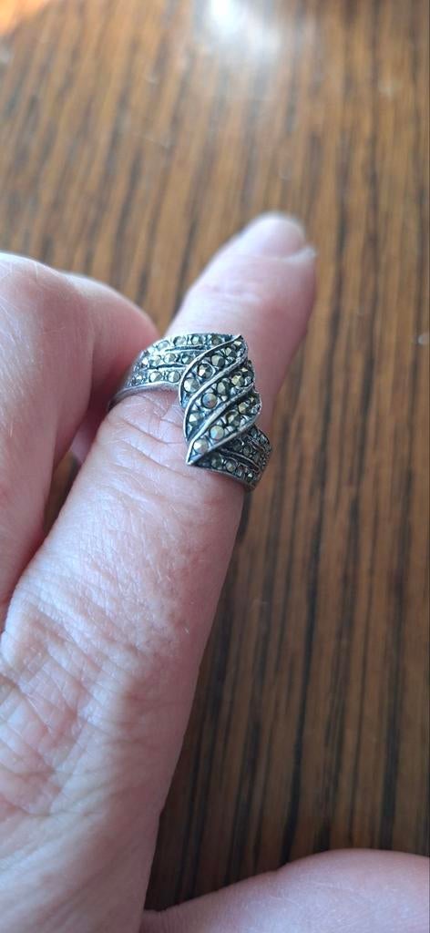 Belle bague vintage, style art déco, Enlèvement ou Envoi