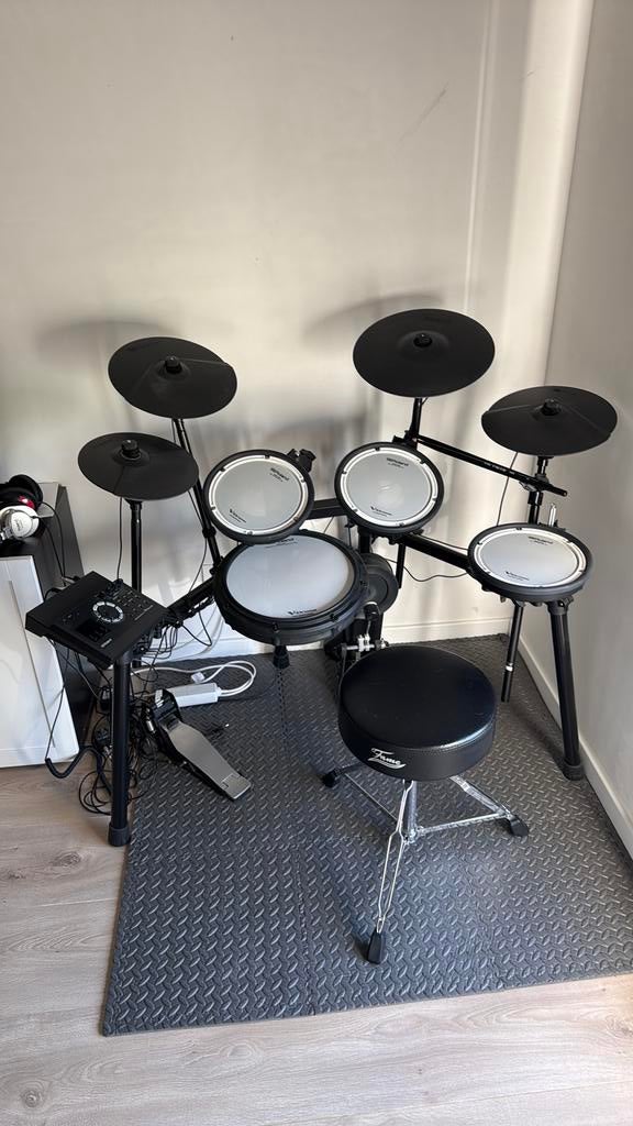 Roland TD-17, Muziek en Instrumenten, Drumstellen en Slagwerk, Ophalen, Zo goed als nieuw, Roland