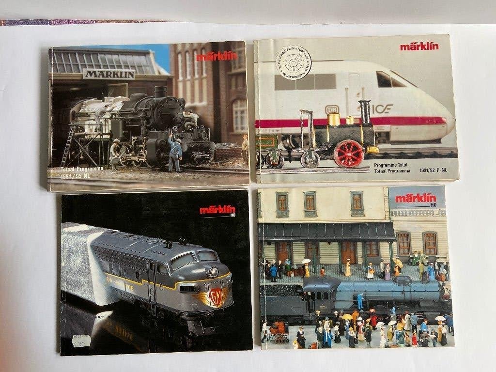Märklin: oude catalogi (5,00/stuk), Boeken, Catalogussen en Folders, Gelezen, Catalogus, Ophalen of Verzenden