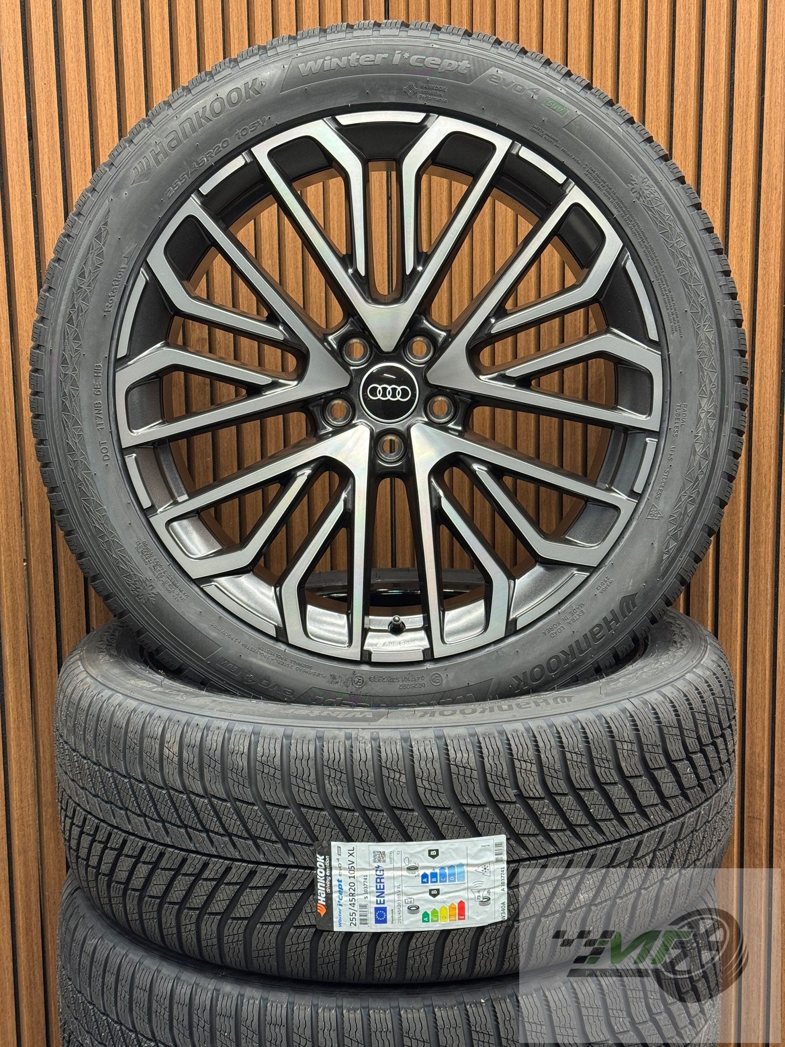 20" Audi Q5 SQ5 Sportback Multi-SPK WINTER BTW NEW OEM, 255 mm, - Audi AG, - Auto-Union-Str. 1 85057 Ingolstadt Deutschland, Banden en Velgen