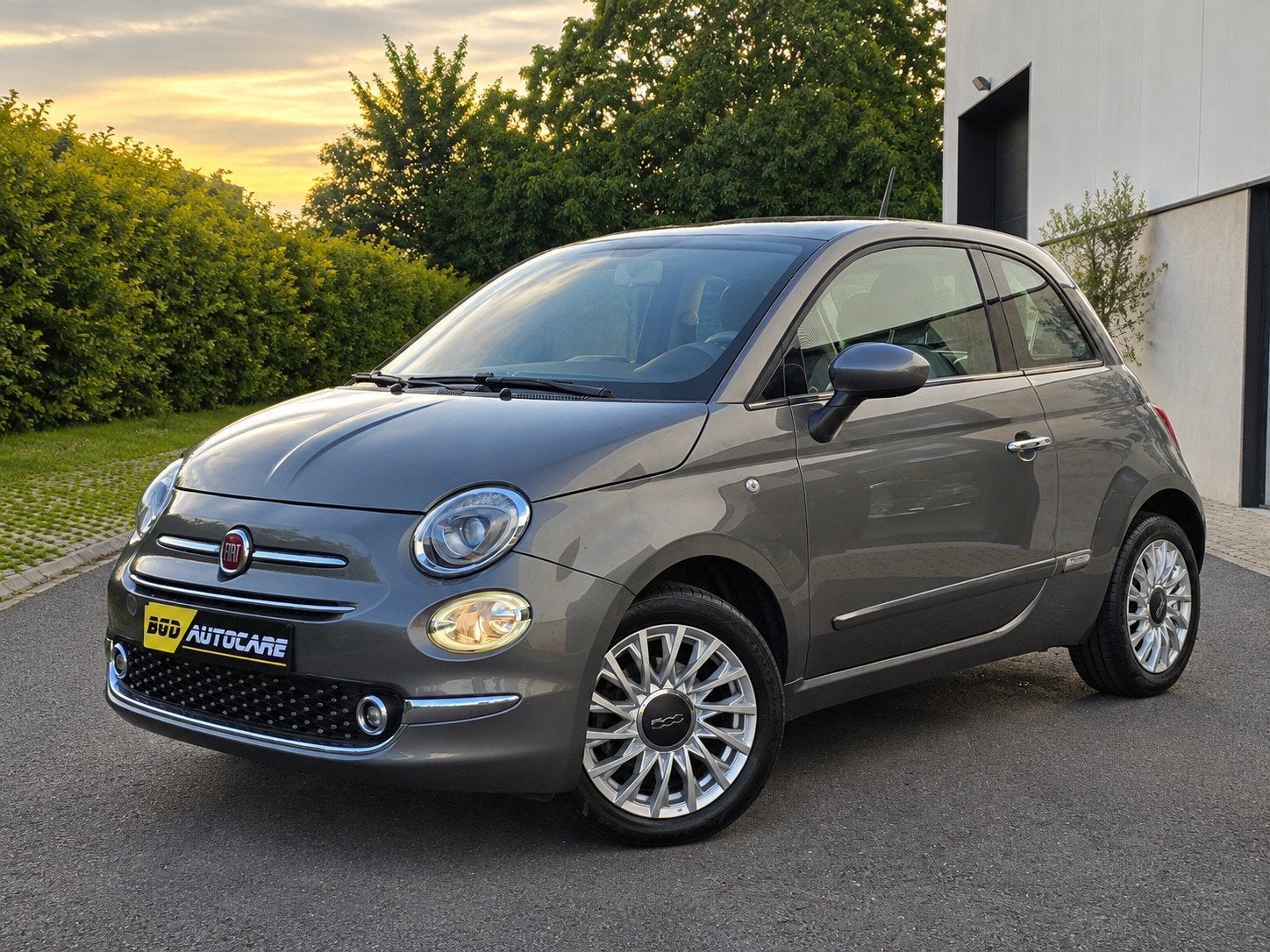Fiat 500 1.2i Lounge TOMTOM/Panodak/Bluetooth/12M Garantie, Autos, Achat, Beige, Entreprise, Boîte manuelle