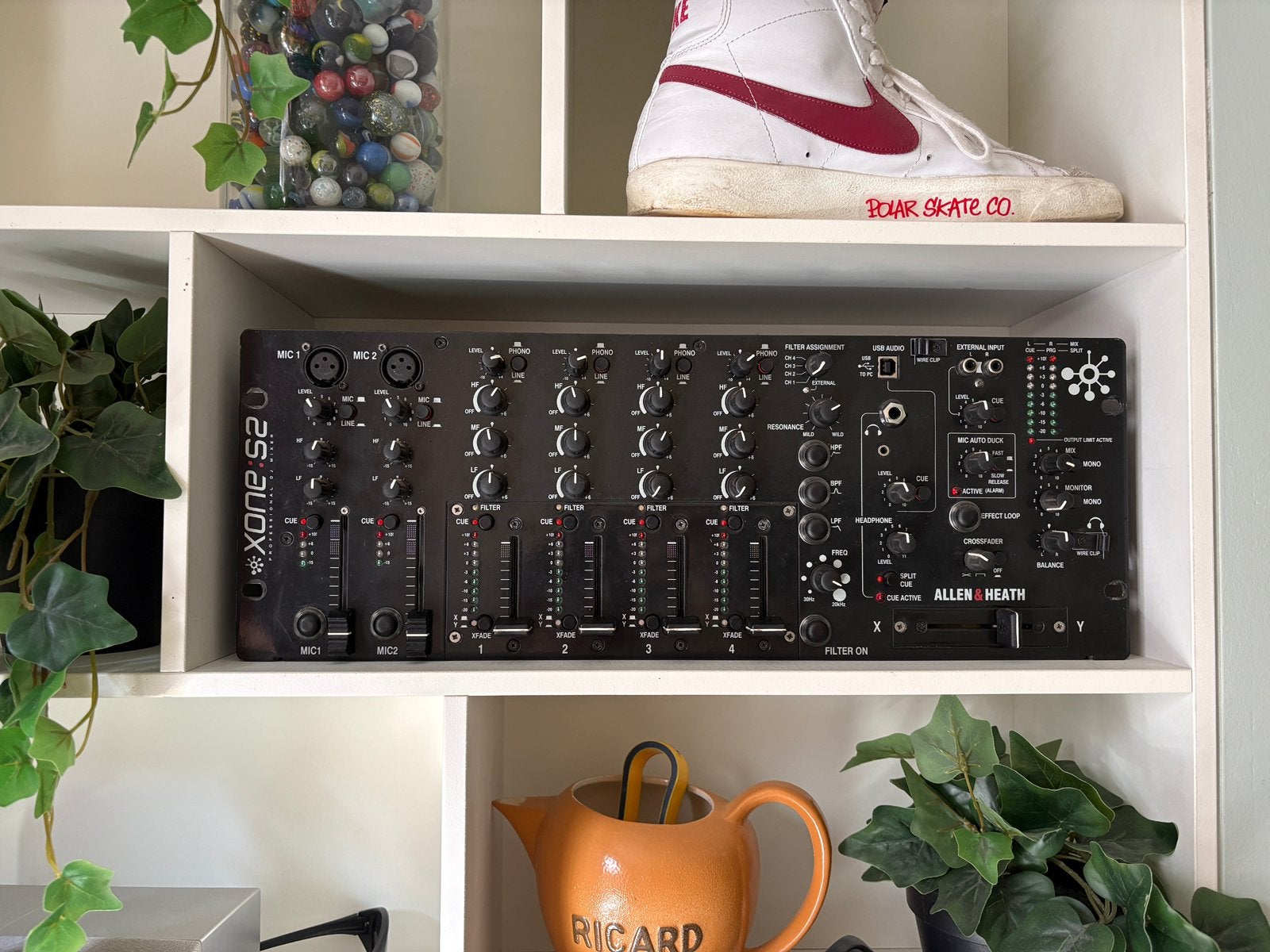 Console de mixage Allen & Heath Xone S2, Enlèvement, Comme neuf, Entrée micro