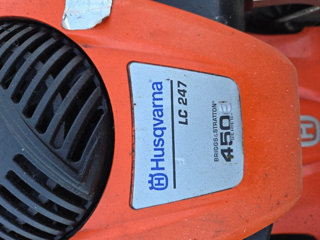 grasmaaier Husqvarna LC 247 benzinegrasmaaier – 47 cm, Ophalen, Cirkelmaaier, Gebruikt, 40 t/m 49 cm