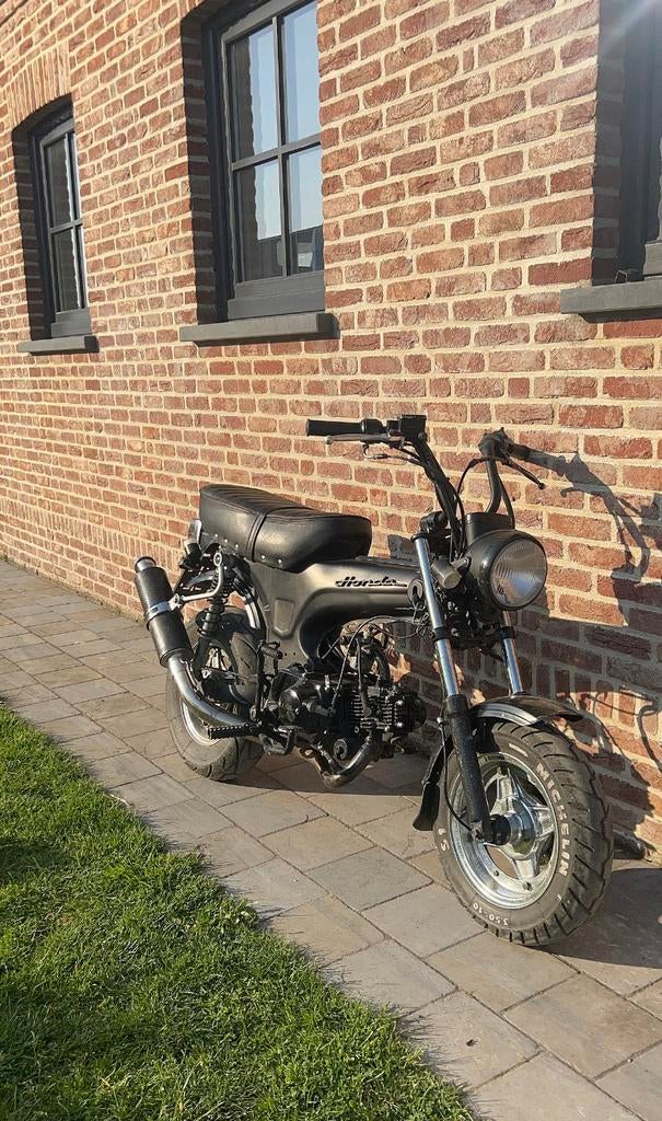Dax bieden of ruilen 70cc, Fietsen en Brommers, Ophalen of Verzenden, Zo goed als nieuw, Honda