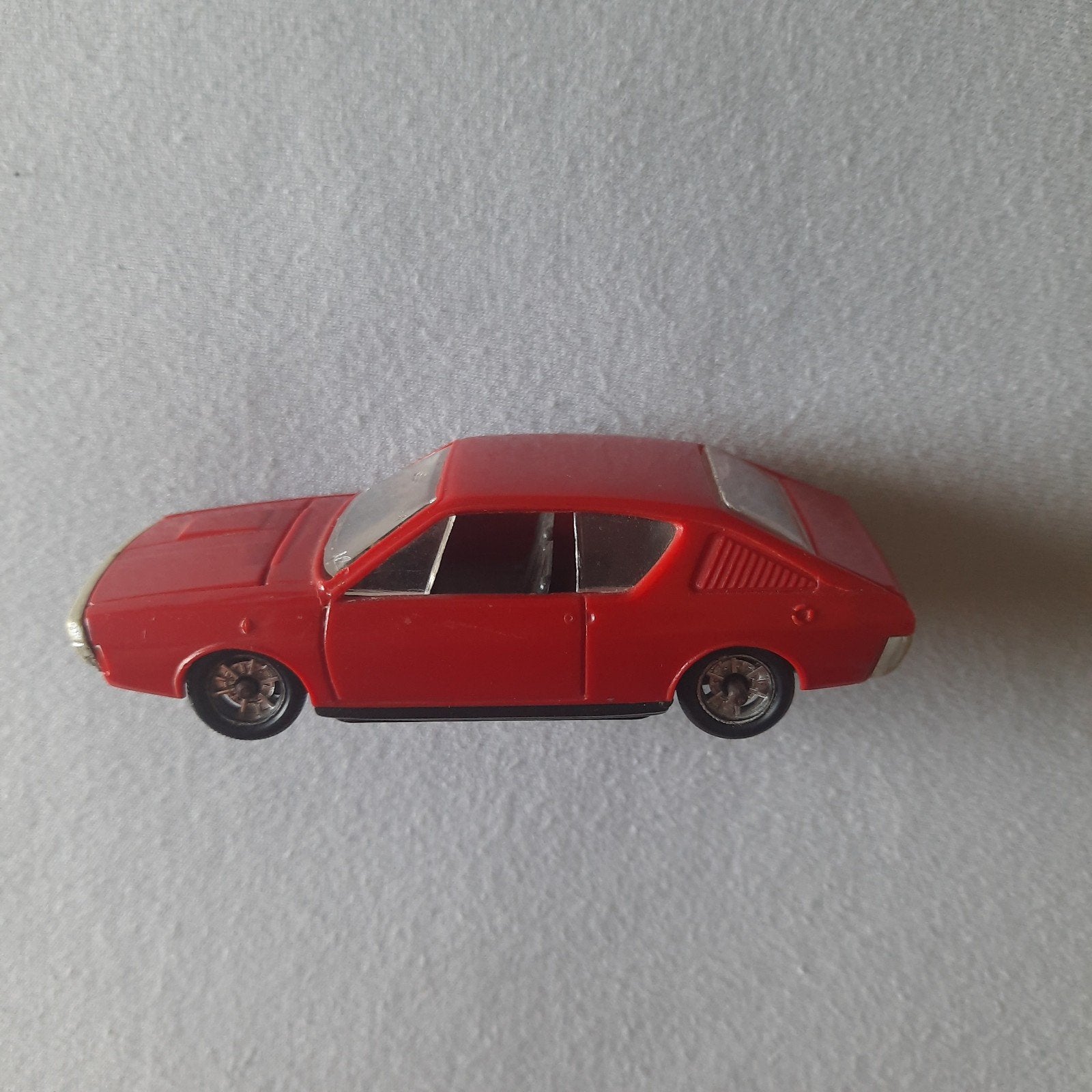 MINIALUXE 1:43 * RENAULT 17 TS *VINTAGE*TOP*ZELDZAAM*, Ophalen, Zo goed als nieuw, Auto, Overige merken