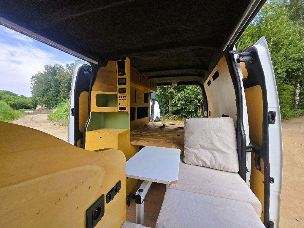 Offgrid Campervan - 50d Km - Euro 6, Entreprise, Jusqu'à 3, Modèle Bus ou Fourgon aménagé