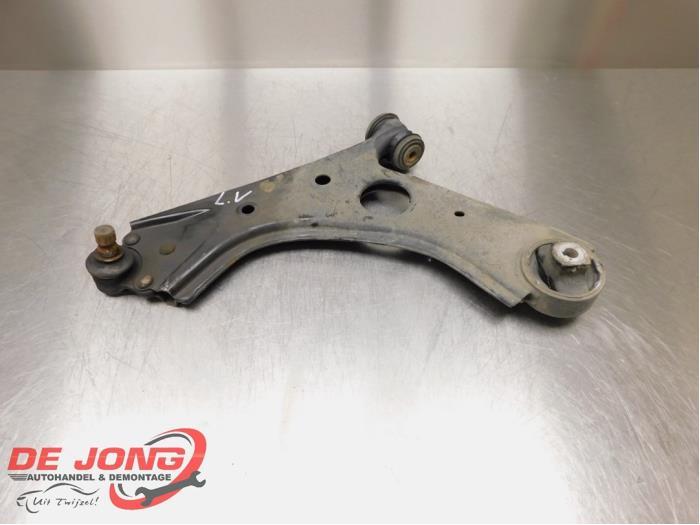 Bras de suspension avant gauche d'un Fiat Doblo, -, 3 mois de garantie, Utilisé, Fiat
