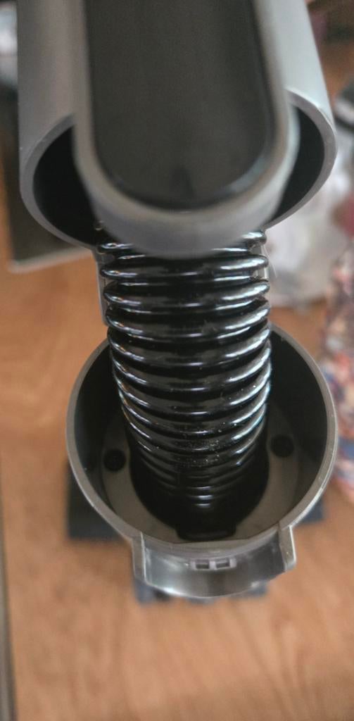 Aspirateur balai, Enlèvement