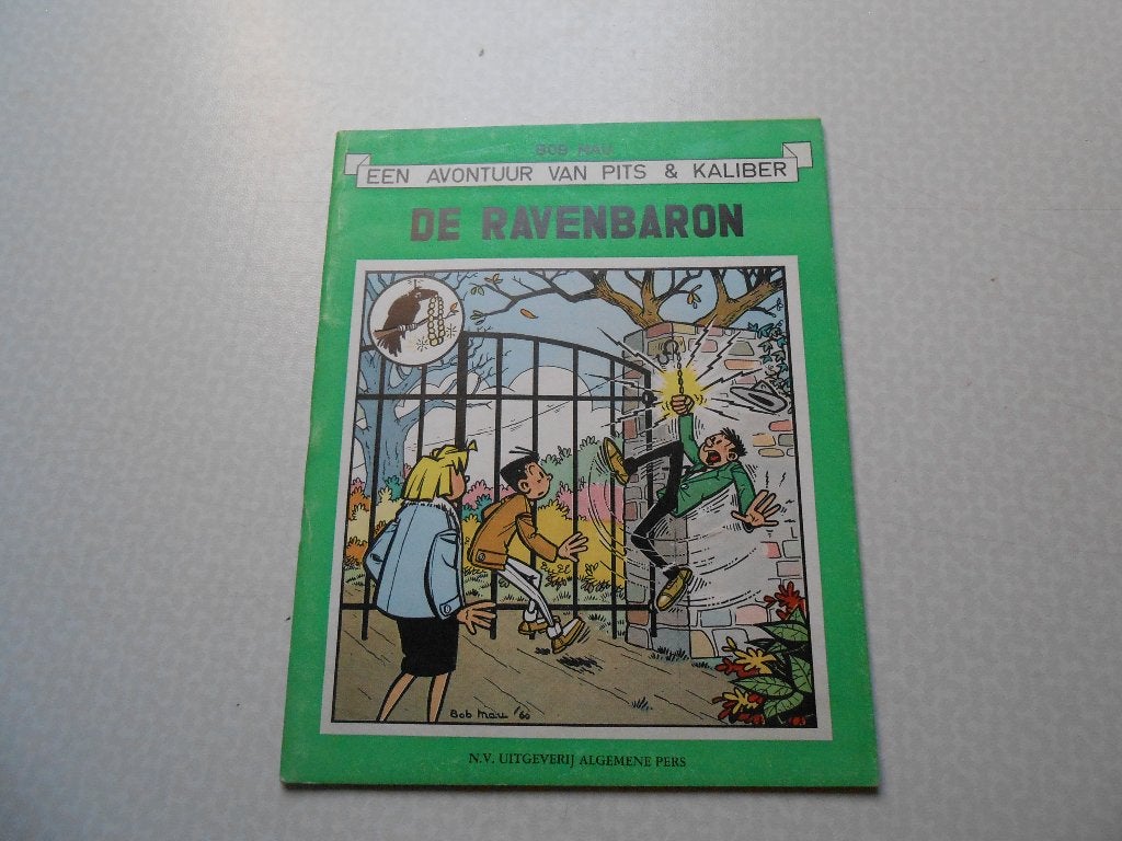 Pits en kaliber 3 de ravenbaron 1ste dr 1960. algemene pers, Boeken, Stripverhalen, Bob Mau, Eén stripboek, Ophalen of Verzenden