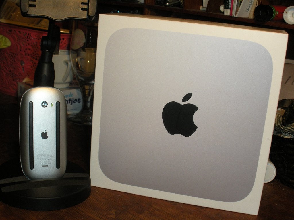Apple Mac mini M1 + Mouse  Magic Touche White  Ensembles, Enlèvement ou Envoi, Comme neuf