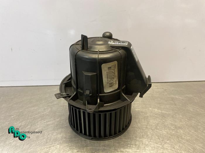 Kachel Ventilatiemotor van een Citroen DS3 (DS3 10-), Gebruikt, -, Ophalen of Verzenden, -