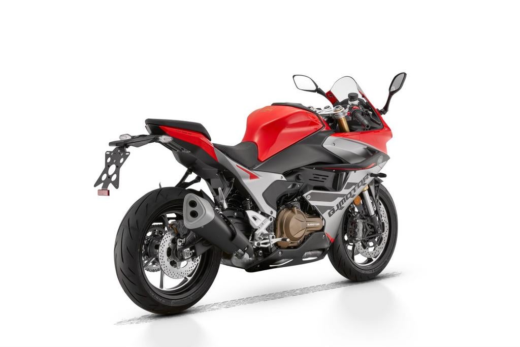 QJmotor SRK 600 RS Stockdeal met 600 euro korting, 2 cilinders, Nieuw, Sport, Minimaal motorrijbewijs A2