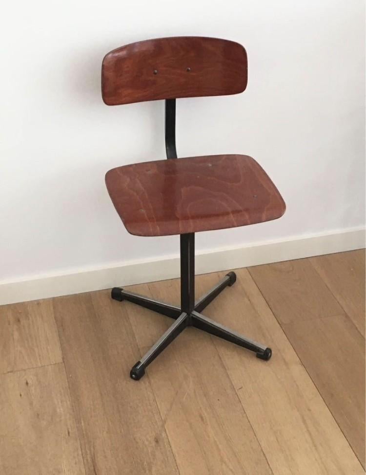 Petite chaise vintage, Enlèvement