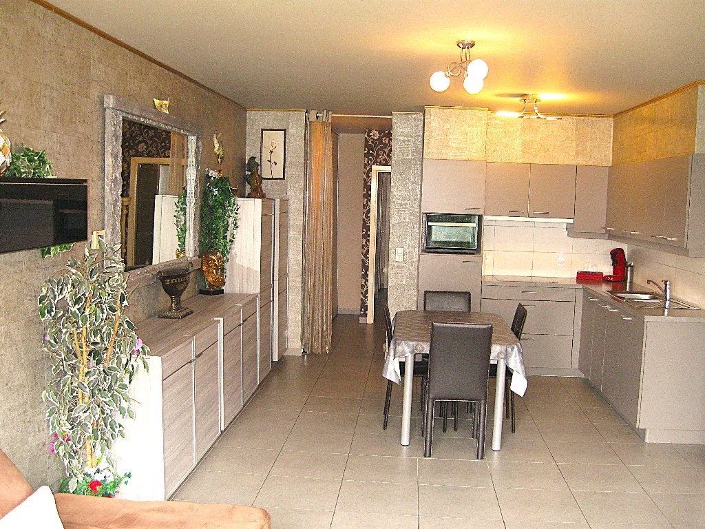 Prachtig "GELIJKVLOERS" Appartement met Tuintje.!, Immo, Middelkerke, 64 m², Provincie West-Vlaanderen, Appartement