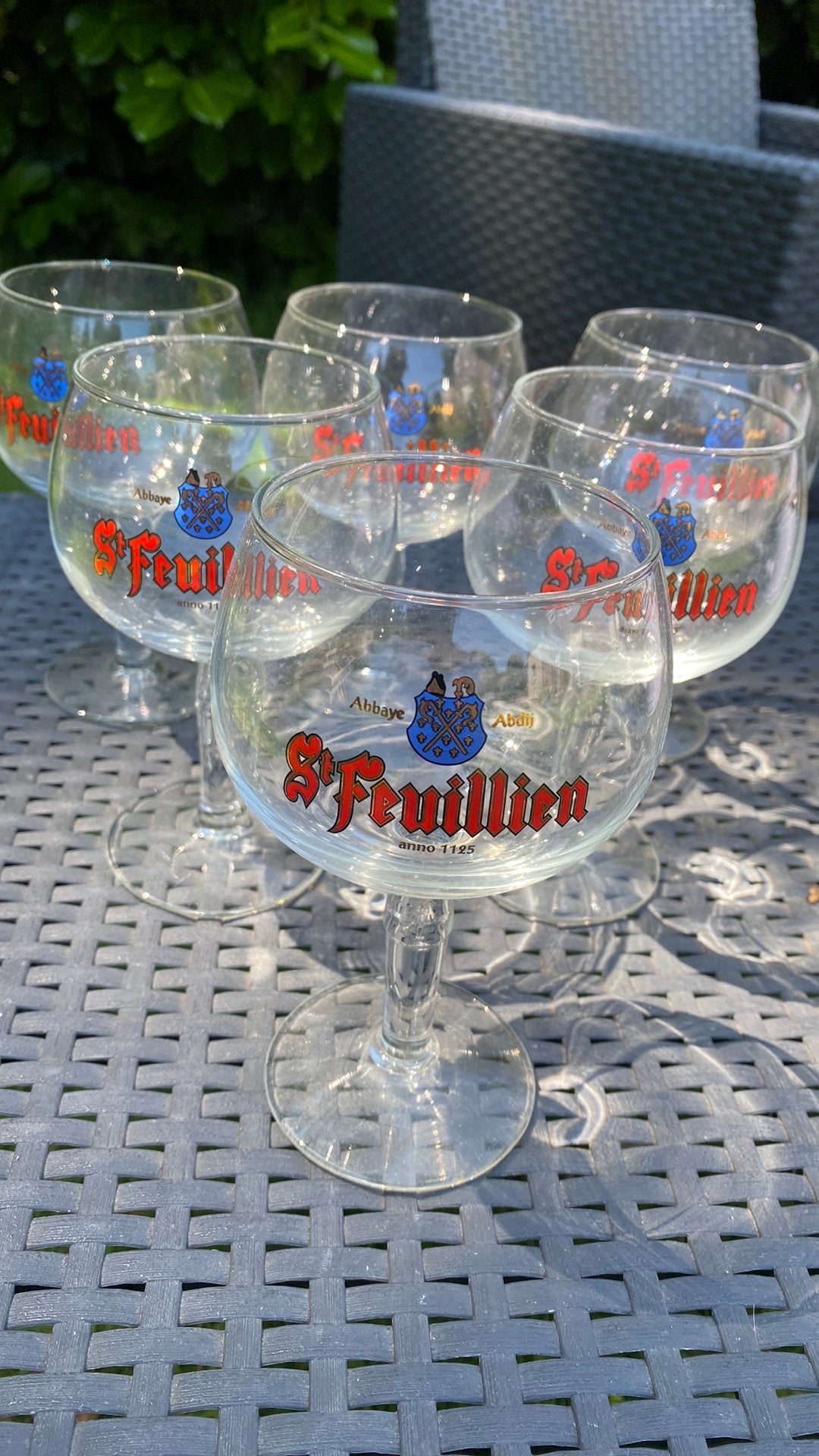 Verres sur pieds, Enlèvement, Comme neuf