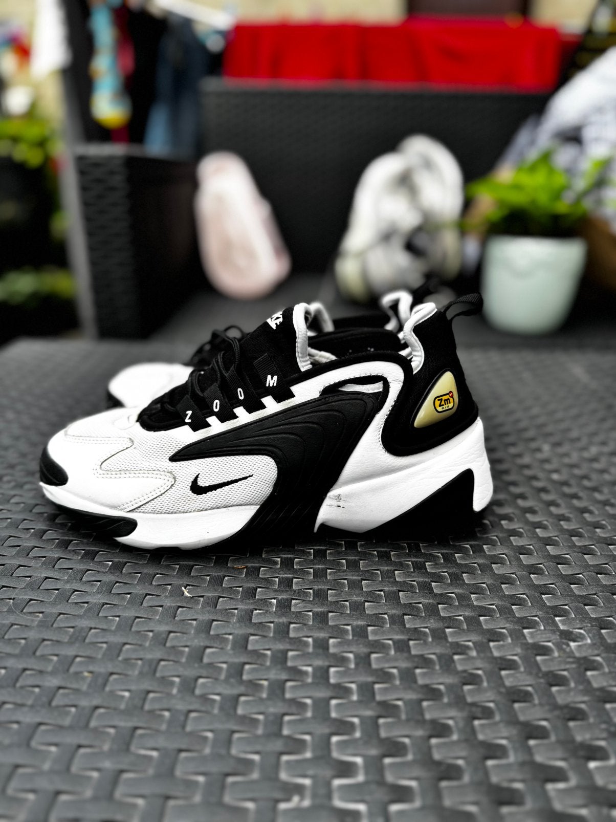 Nike Zoom 2K Blanc Noir — Taille 39 (25 cm) — Bon état, Vêtements | Femmes, Enlèvement ou Envoi, Chaussures de sports, Porté, Blanc