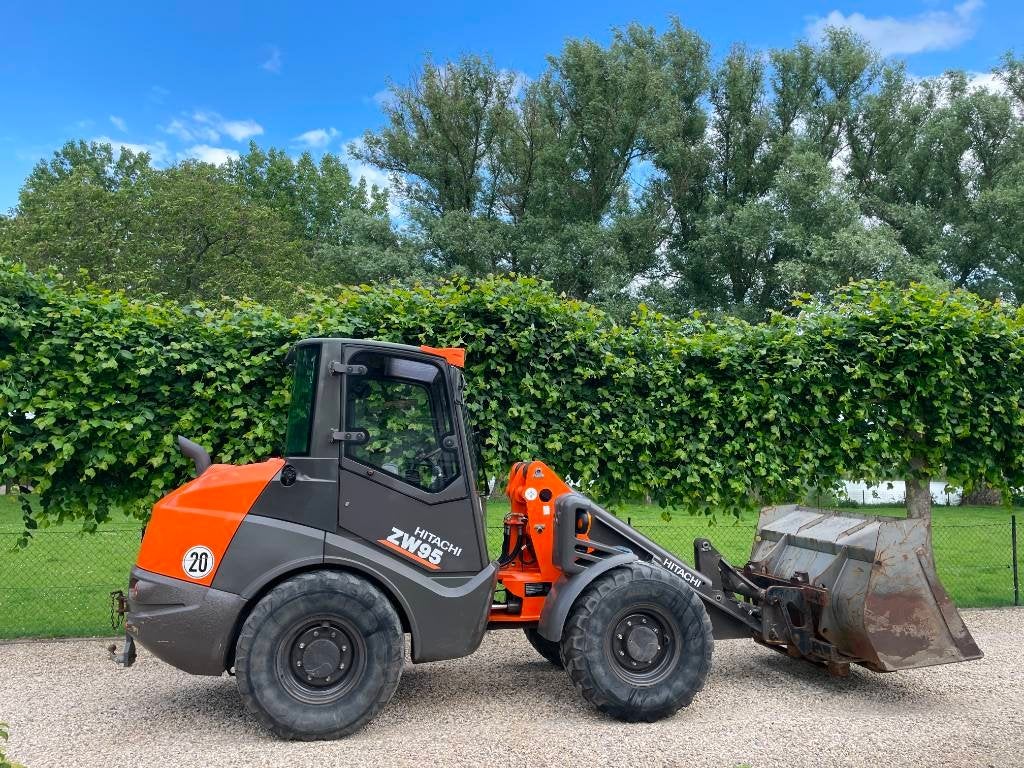 Hitachi Shovel (bj 2016), Wiellader of Shovel
