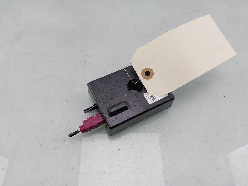 DIVERSEN BMW 3 serie (F30) (01-2011/10-2018), Gebruikt, BMW, Petuelring 130
80809  München, DE, Bayerische Motoren Werke AG