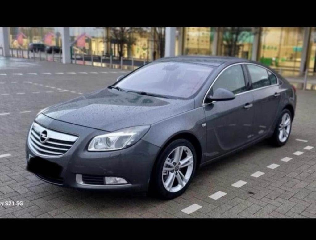 Opel insignia 1.8 benzine 2009, Autos, Achat, Attache-remorque, 5 places, Particulier
