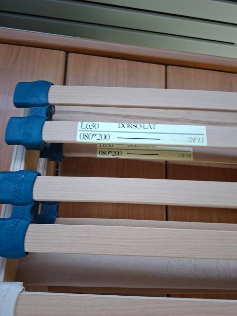 2 sommiers à lattes 2x80x200 +1matelas offert 20x80x200, Ophalen, 80 cm, Matras
