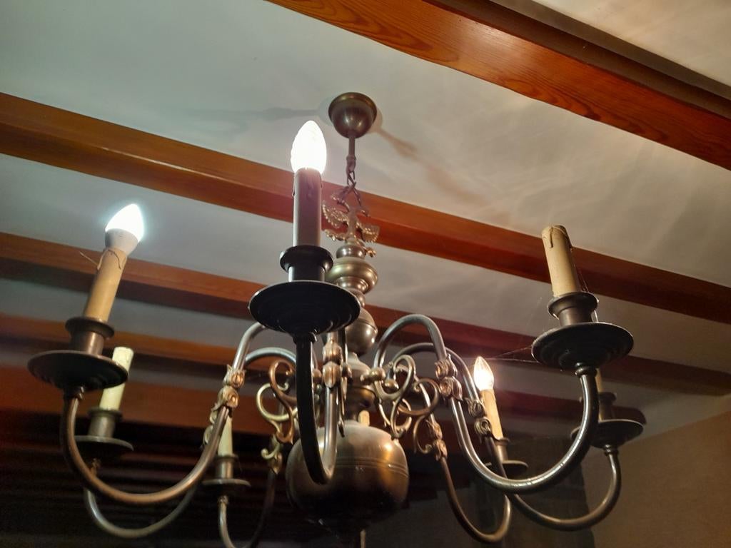Lustre, Enlèvement