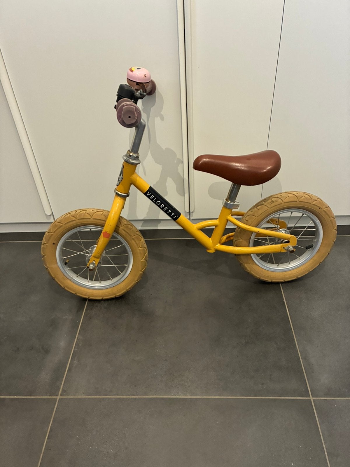 Veloretti loopfiets - zalmroze, Enlèvement, Utilisé, Vélo d'équilibre