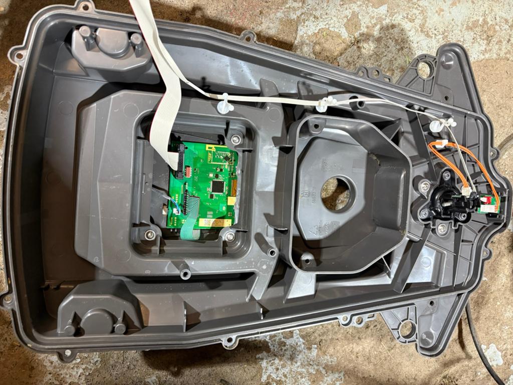 Toute pieces et raparation robot tondeuse Husqvarna gardena, Enlèvement