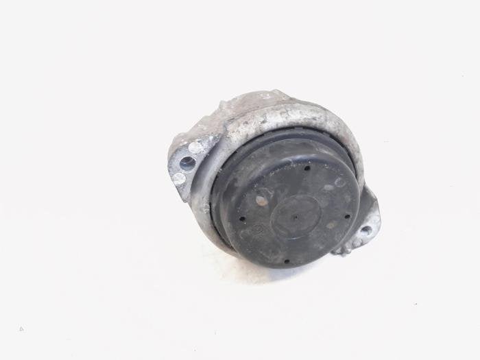 Support moteur d'un BMW X1, Autos : Pièces & Accessoires, -, 3 mois de garantie, Utilisé, -