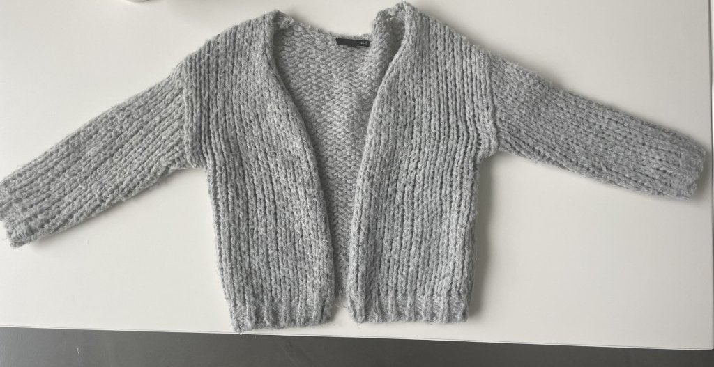 Grijze gilet van JBC maat 98, in goede staat!, Kinderen en Baby's, Meisje, Trui of Vest, JBC, Ophalen of Verzenden