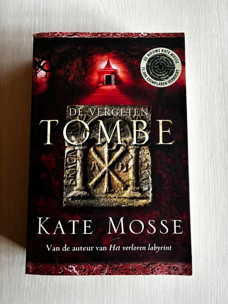 Kate Moss - De Vergeten Tombe, Boeken, Ophalen, Zo goed als nieuw