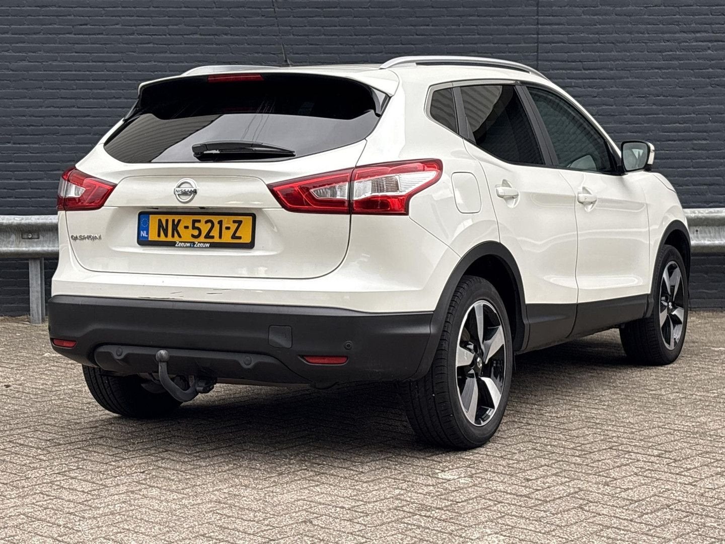 Nissan Qashqai 1.2 N-Connecta | Pano | appareil photo | Crui, Autos, Achat, 129 g/km, Entreprise, Boîte manuelle