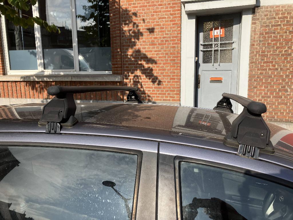 Barres de toit pour Hyundai i-20, Autos : Divers, Porte-bagages, Enlèvement, Utilisé